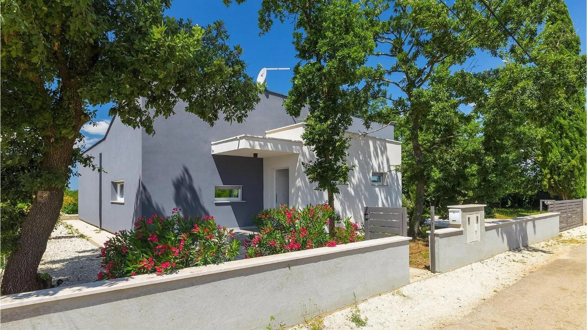 Villa Noemi Pula Semesterbostad